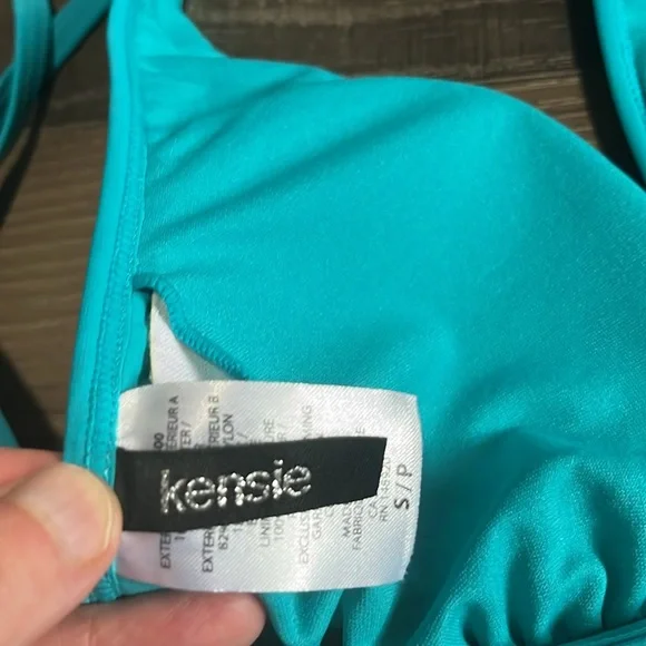 Fun bikini!!!! - Picture 7 of 8